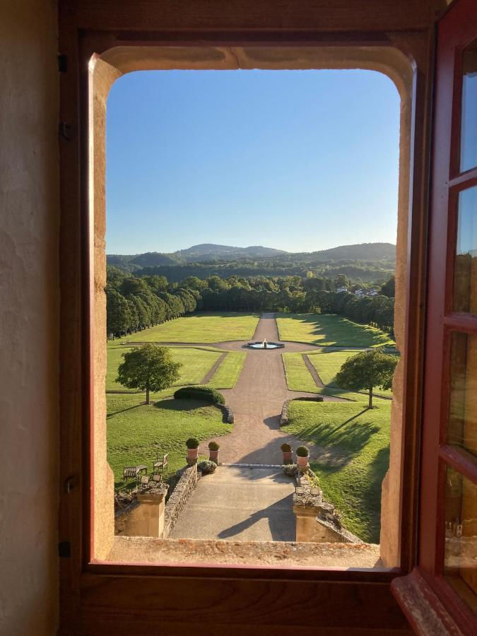 Chateau Royal De Saint-Saturnin Esterno foto